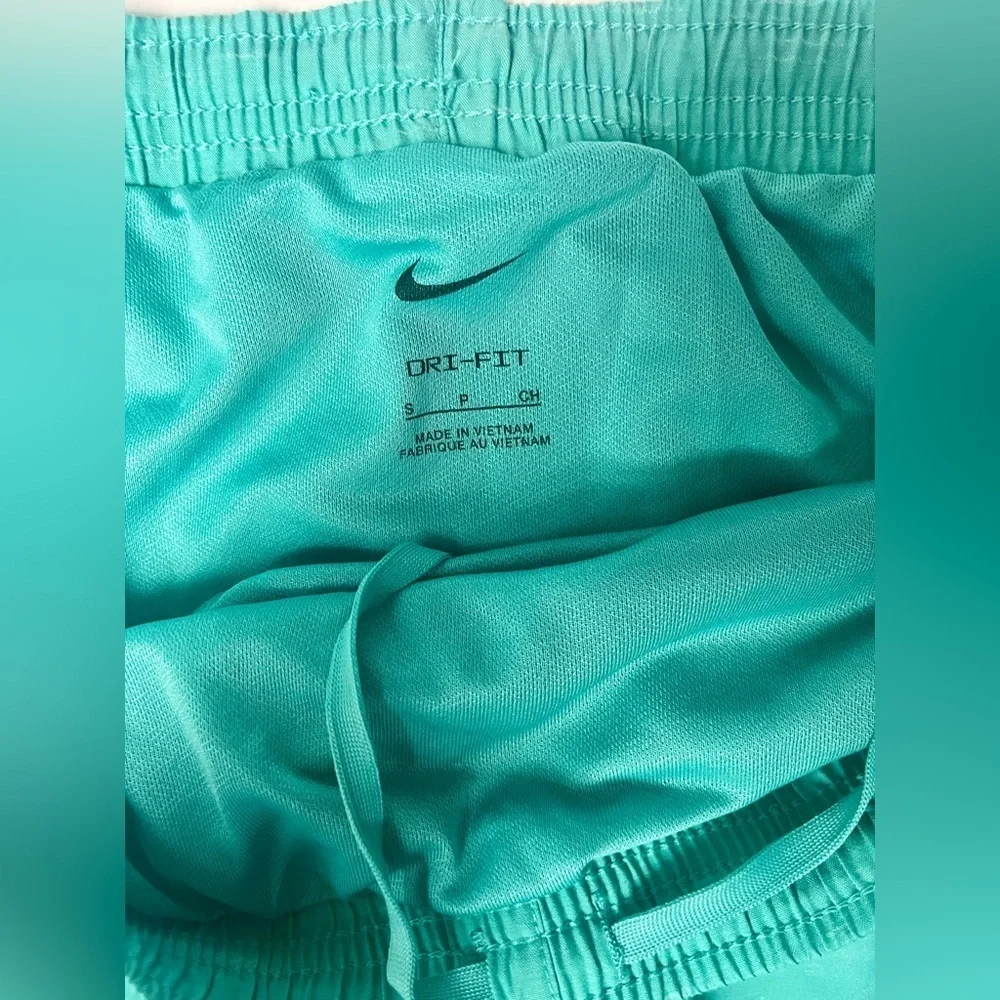 Women's SMALL Nike Running Shorts